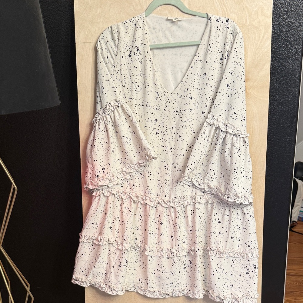 entro White Dress with Black Speckle Print